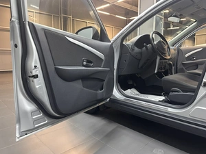 Седан Nissan Almera 2017 года, 827000 рублей, Красноярск