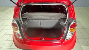Хетчбэк Chevrolet Spark 2011 года, 650000 рублей, Нижневартовск