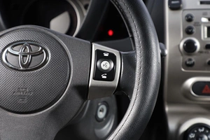 Хетчбэк Toyota Urban Cruiser 2009 года, 989000 рублей, Новосибирск