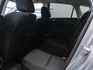 Хетчбэк Mazda 3 2011 года, 930000 рублей, Красноярск