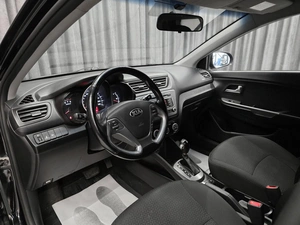 Хетчбэк Kia Rio 2016 года, 1100000 рублей, Красноярск