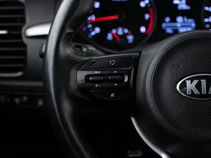 Седан Kia Rio 2020 года, 1443055 рублей, Москва