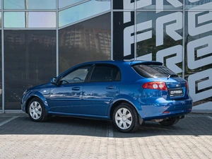 Хетчбэк Chevrolet Lacetti 2011 года, 630000 рублей, Краснодар