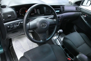 Хетчбэк Toyota Corolla 2005 года, 783000 рублей, Солонцы