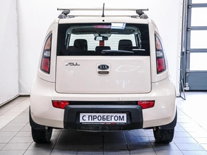 Хетчбэк Kia Soul 2011 года, 860000 рублей, Красноярск