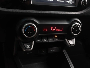 Седан Kia Rio 2017 года, 1319000 рублей, Тюмень