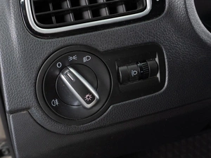 Седан Volkswagen Polo 2017 года, 1049000 рублей, Тюмень