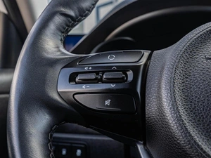 Хетчбэк Kia Rio X-Line 2019 года, 1640000 рублей, Краснодар