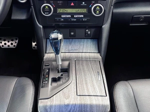 Седан Toyota Camry 2014 года, 2399000 рублей, Орёл