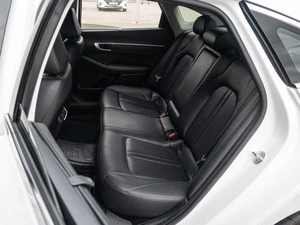 Седан Hyundai Sonata 2021 года, 2560000 рублей, Краснодар