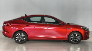 Лифтбек JAC J7 2023 года, 1590000 рублей, Кострома