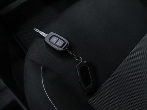 Седан Renault Logan 2019 года, 989000 рублей, Красноярск