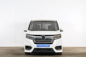 Минивэн Honda Stepwgn 2020 года, 2449000 рублей, Тюмень