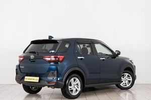 Внедорожник Toyota Raize 2020 года, 1699000 рублей, Красноярск