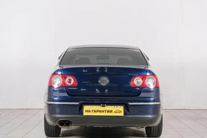 Седан Volkswagen Passat 2010 года, 889000 рублей, Красноярск