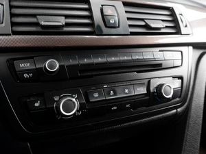 Седан BMW 3 серия 2013 года, 1765000 рублей, Тюмень