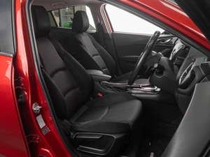 Хетчбэк Mazda Axela 2014 года, 1349000 рублей, Тюмень
