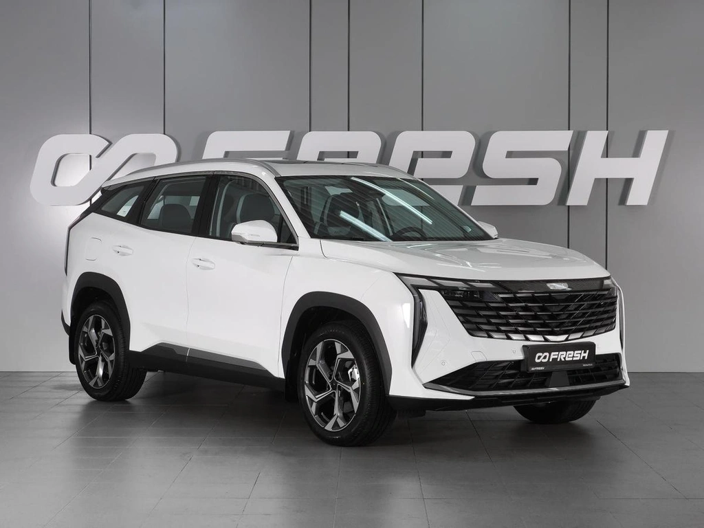Внедорожник Geely Atlas 2025 года, 3970000 рублей, Красный Пахарь