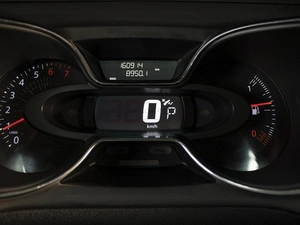 Внедорожник Renault Kaptur 2017 года, 1450000 рублей, Омск