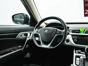 Внедорожник Geely Atlas 2018 года, 1530000 рублей, Красноярск