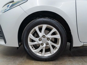 Седан Toyota Corolla 2017 года, 1900000 рублей, Красноярск