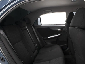 Седан Toyota Corolla 2007 года, 890000 рублей, Омск