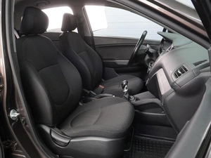 Седан Kia Rio 2017 года, 1060000 рублей, Воронеж