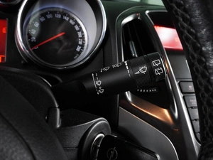 Хетчбэк Opel Astra 2011 года, 774000 рублей, Воронеж