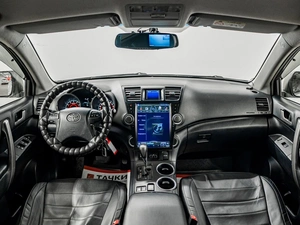 Внедорожник Toyota Highlander 2013 года, 2075000 рублей, Красноярск