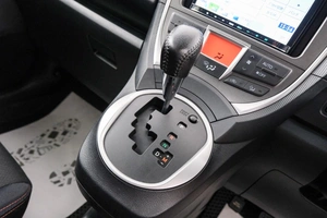 Хетчбэк Subaru Trezia 2011 года, 859000 рублей, Красноярск