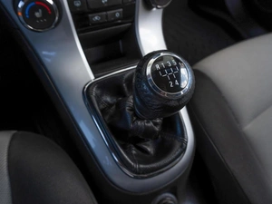 Универсал Chevrolet Cruze 2013 года, 1029000 рублей, Саратов