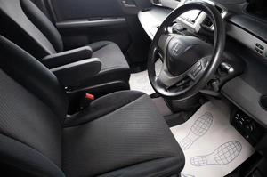 Минивэн Honda Freed 2014 года, 989000 рублей, Оренбург
