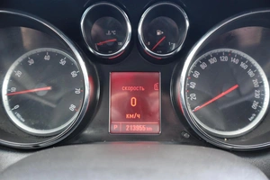 Седан Opel Astra 2013 года, 900000 рублей, Мирное
