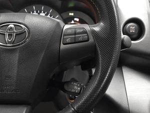 Внедорожник Toyota RAV4 2011 года, 1599000 рублей, Красноярск