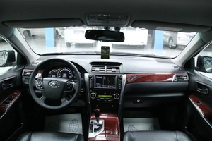 Седан Toyota Camry 2014 года, 1733000 рублей, Солонцы