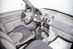 Хетчбэк Nissan Micra 2000 года, 249000 рублей, Пермь