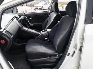 Лифтбек Toyota Prius 2012 года, 1210000 рублей, Краснодар