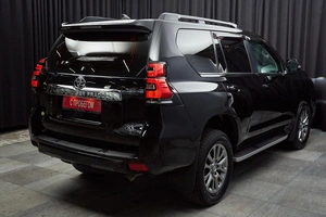 Внедорожник Toyota Land Cruiser Prado 2018 года, 5297000 рублей, Красноярск
