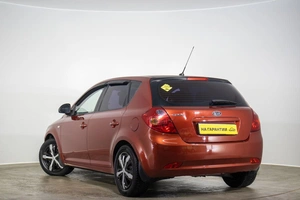 Хетчбэк Kia Ceed 2008 года, 519000 рублей, Оренбург