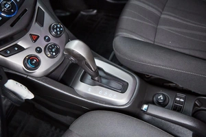 Седан Chevrolet Aveo 2013 года, 749000 рублей, Красноярск