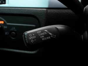 Внедорожник Volkswagen Touareg 2011 года, 2050000 рублей, Волгоград