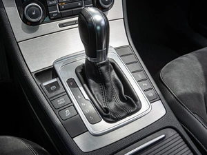 Седан Volkswagen Passat 2011 года, 1474000 рублей, Краснодар