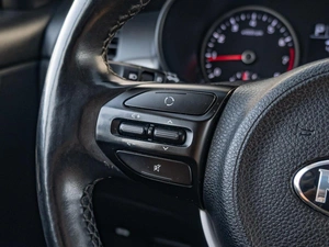Хетчбэк Kia Rio X-Line 2018 года, 1480000 рублей, Краснодар