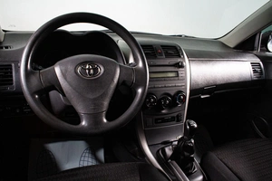Седан Toyota Corolla 2008 года, 509000 рублей, Сургут