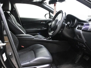 Внедорожник Toyota C-HR 2021 года, 2250000 рублей, Красноярск