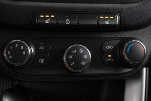 Хетчбэк Kia Ceed 2012 года, 1090000 рублей, Омск