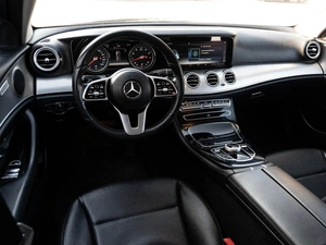 Седан Mercedes-benz E-класс 2018 года, 2800000 рублей, Краснодар