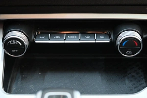 Внедорожник Geely Coolray 2023 года, 1999000 рублей, Омск