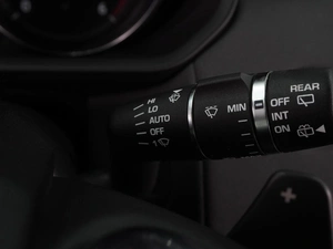 Внедорожник Land Rover Discovery 2017 года, 2968000 рублей, Воронеж