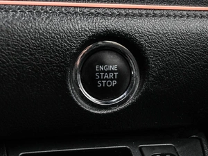 Минивэн Toyota Sienta 2015 года, 1319000 рублей, Кирилловка